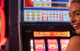 Live casino lazawin dengan dealer langsung berkualitas tinggi